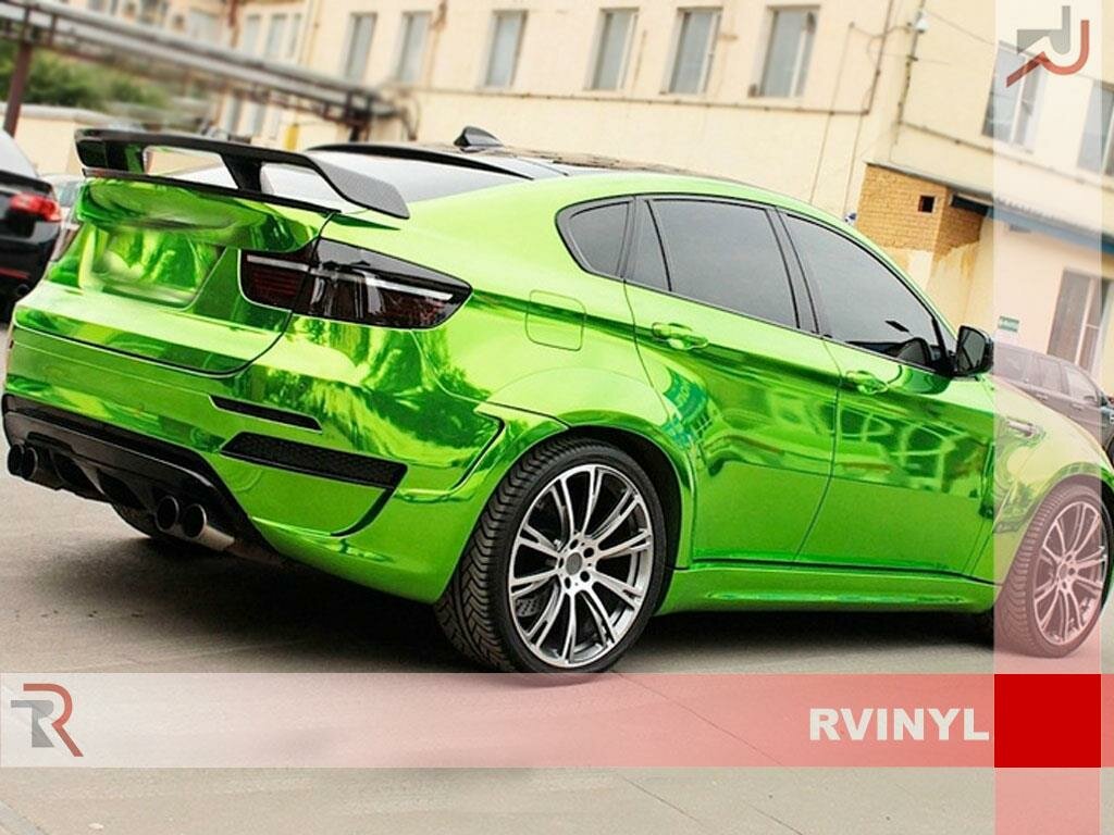 Оклейка автомобиля глянцевой пленкой