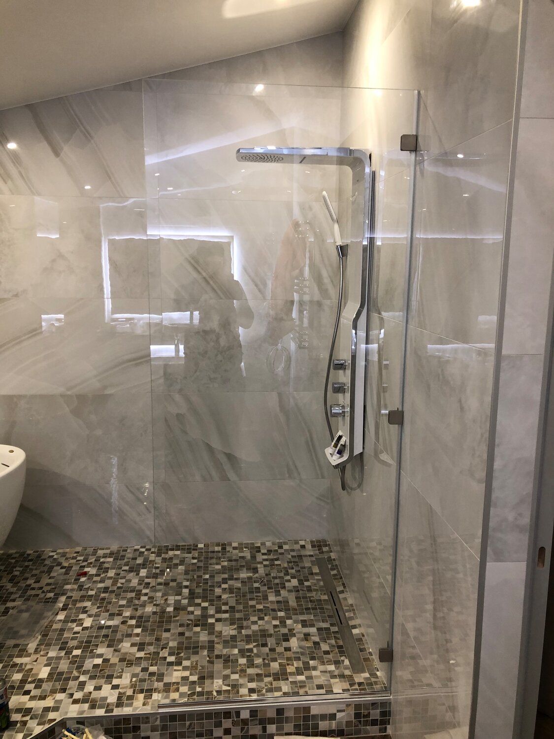ванная комната, душевая отделка, душевая кабина, douche, душевая кабина с поручнями внутри