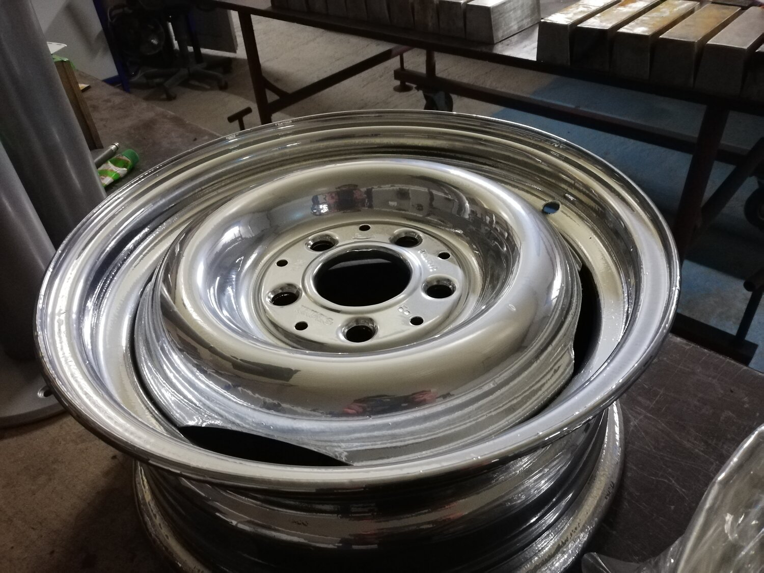 хромированные штампованные разварки r14, штампованные хромированные диски r15, разварки 5х100 r16, хромирование штампованных дисков, диск колеса москвич 412 и диск колеса нива шевроле