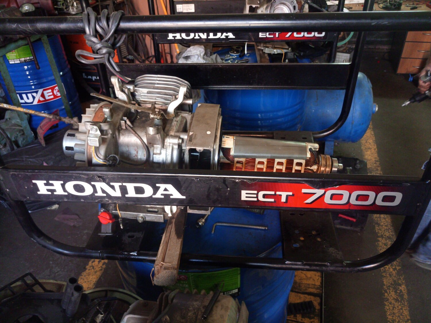 бензиновый генератор honda есmт 6500, бензогенераторы хонда 13 квт 380в, бензиновый генератор honda ect7000, бензиновый генератор honda ect6500p, бензиновый генератор хонда eg5500cxs