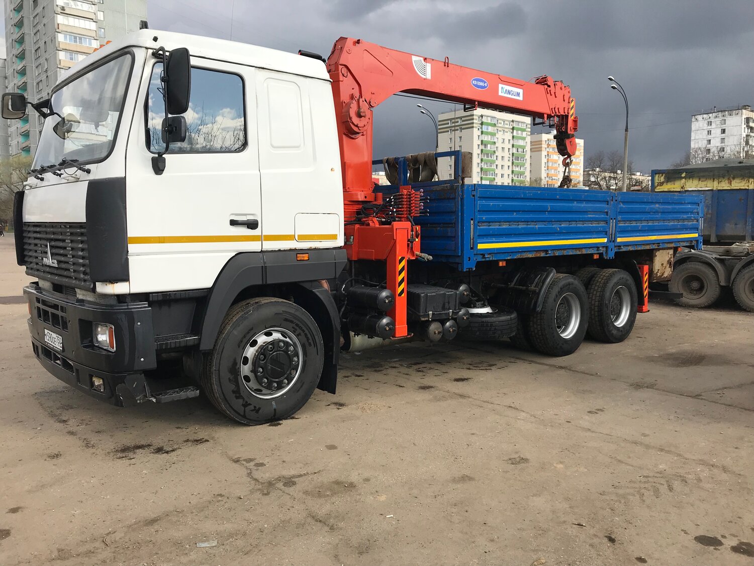 маз 6312 с кму, маз 6303 с кму, маз 6303а5 манипулятор бортовой с кму, камаз 65117 с кму horyong hrs216, камаз 53228 с кму