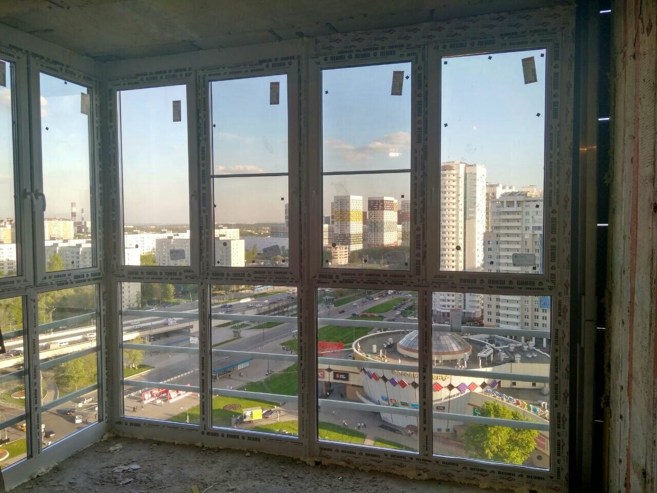 Остекление балконов и лоджий