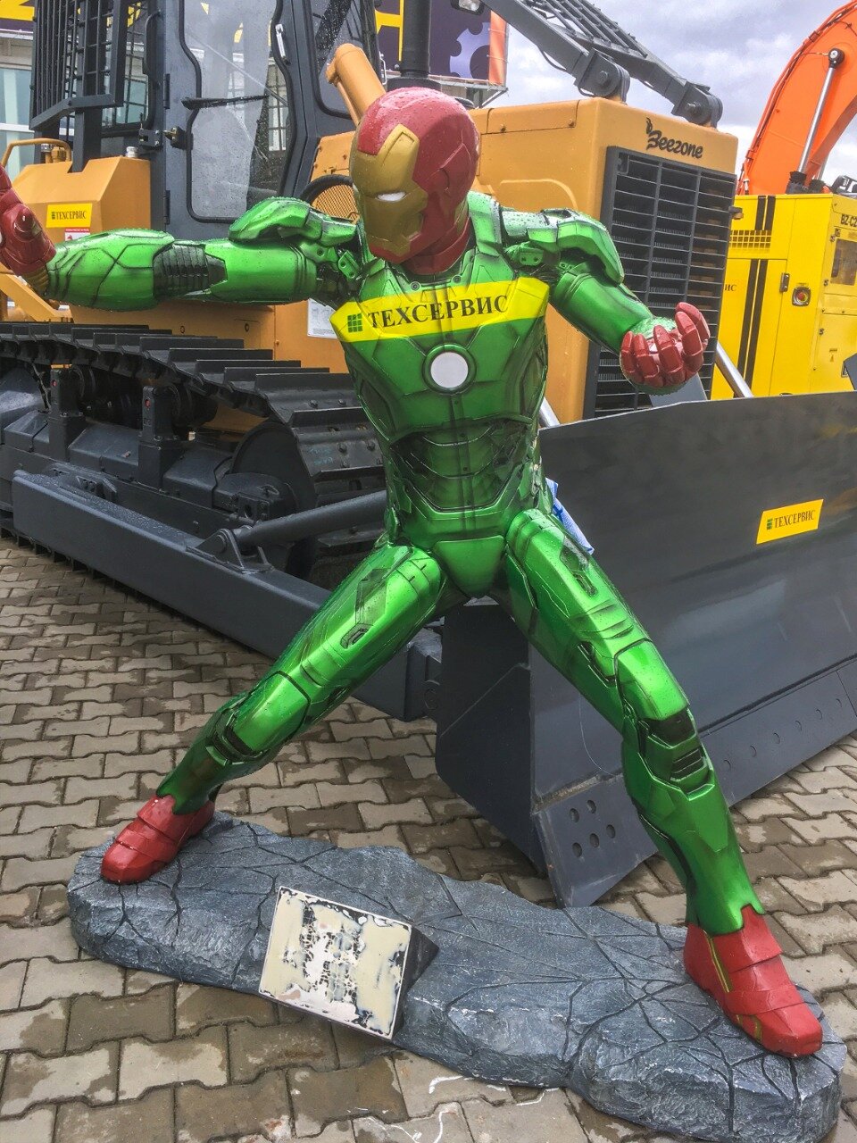 фигурки marvel legends avengers железный человек, marvel legends железный человек, фигурки marvel 90е, marvel legends iron man 80 years, супергерои