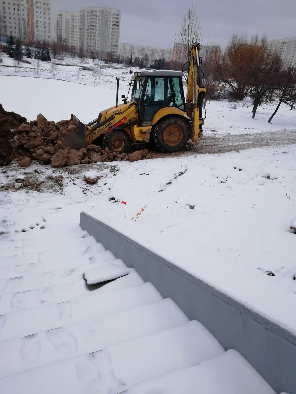 чистка снега погрузчиком, аренда экскаватора погрузчика, экскаватор погрузчик с гидромолотом, экскаватор погрузчик jcb 3 cx, услуги экскаватора погрузчика