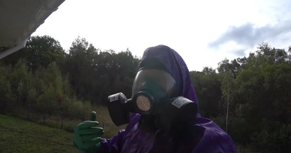 пмк 5 противогаз, противогаз, противогаз пмк, противогаз маска, человек