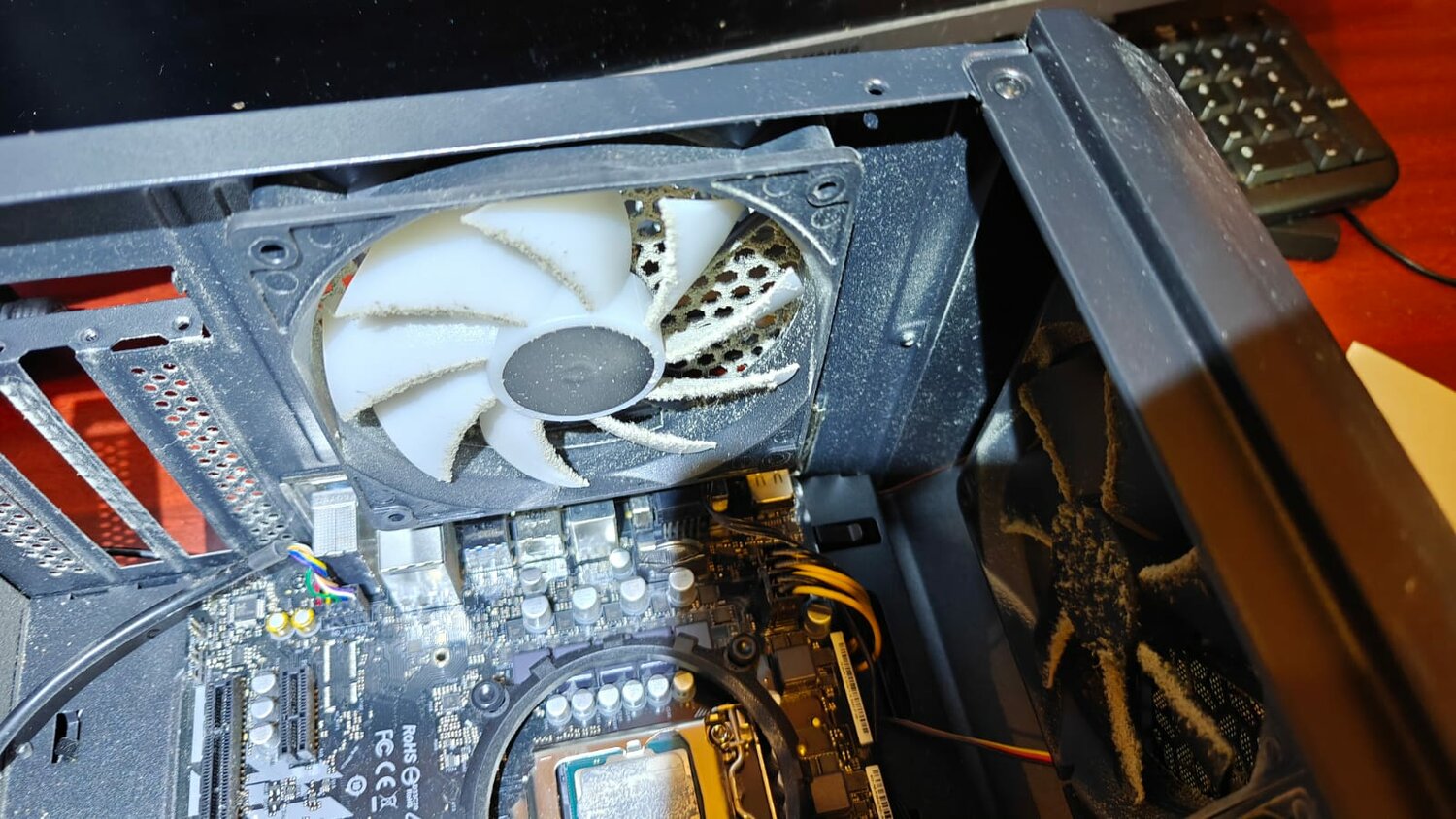 вентилятор для корпуса, кулер на процессор, компьютерные комплектующие, пыльный кулер процессора, охлаждение процессора