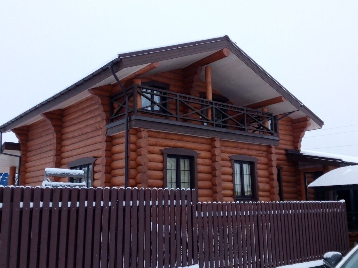 тиккурила 5064 оцилиндрованного бревна, дома из оцилиндрованного бревна, деревянный дом цвет палисандр, цвета деревянных домов, сруб дом