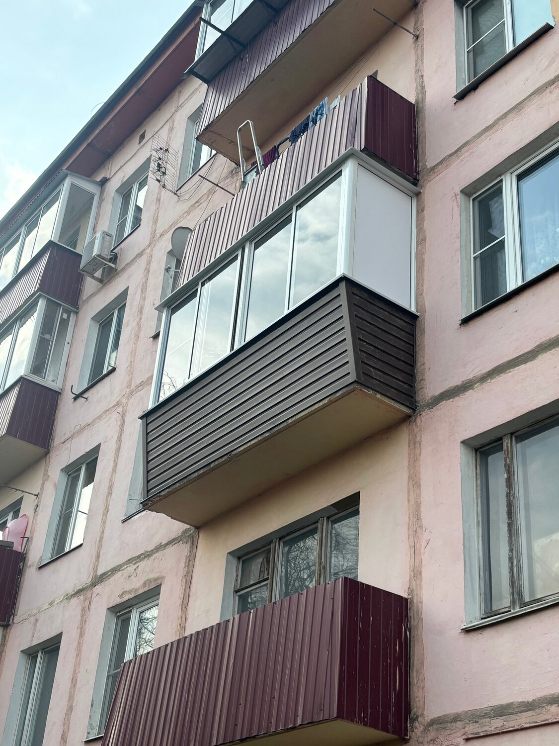 остекление балкона, остекление балкона в хрущевке, лоджия балкон, остекление балкона алюминиевым профилем, наружная отделка балкона