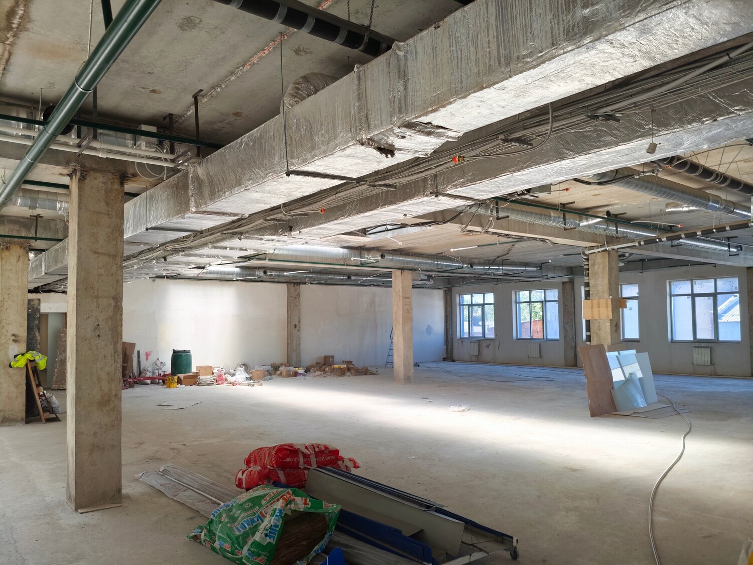 помещение свободного назначения, помещение, здание, коммерческие помещения, строительство школ