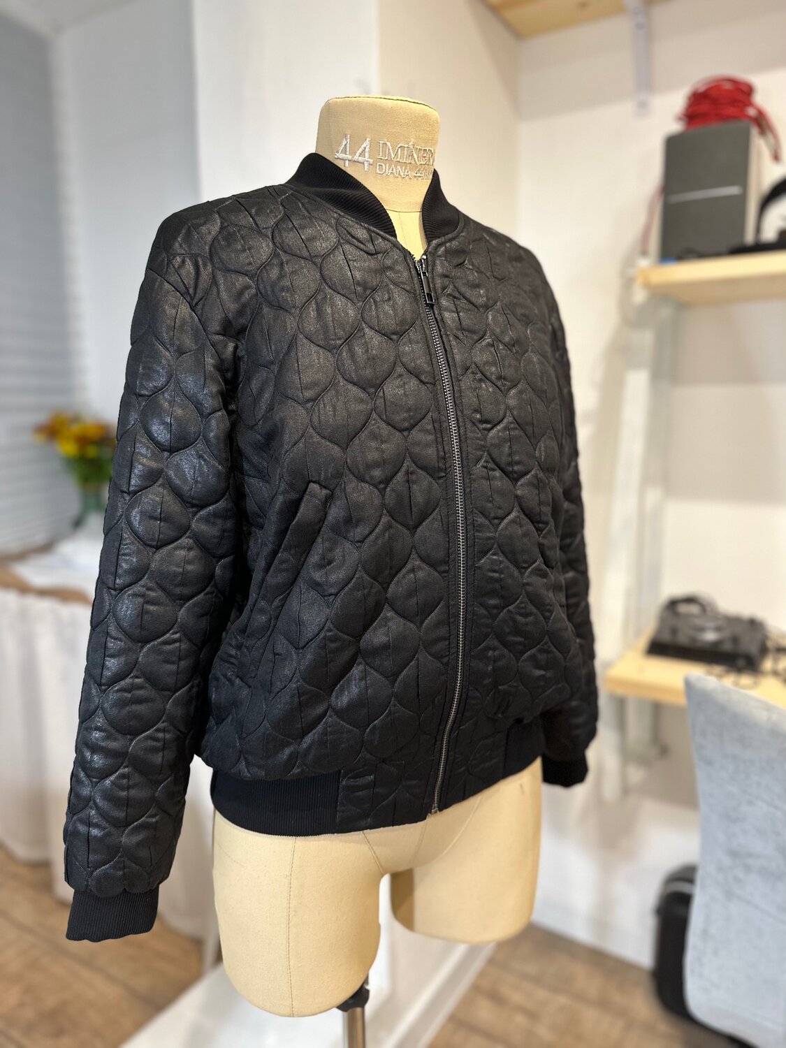 стеганая куртка, стеганый бомбер мужской зара, стеганая куртка бомбер, женская куртка бомбер, куртка женская