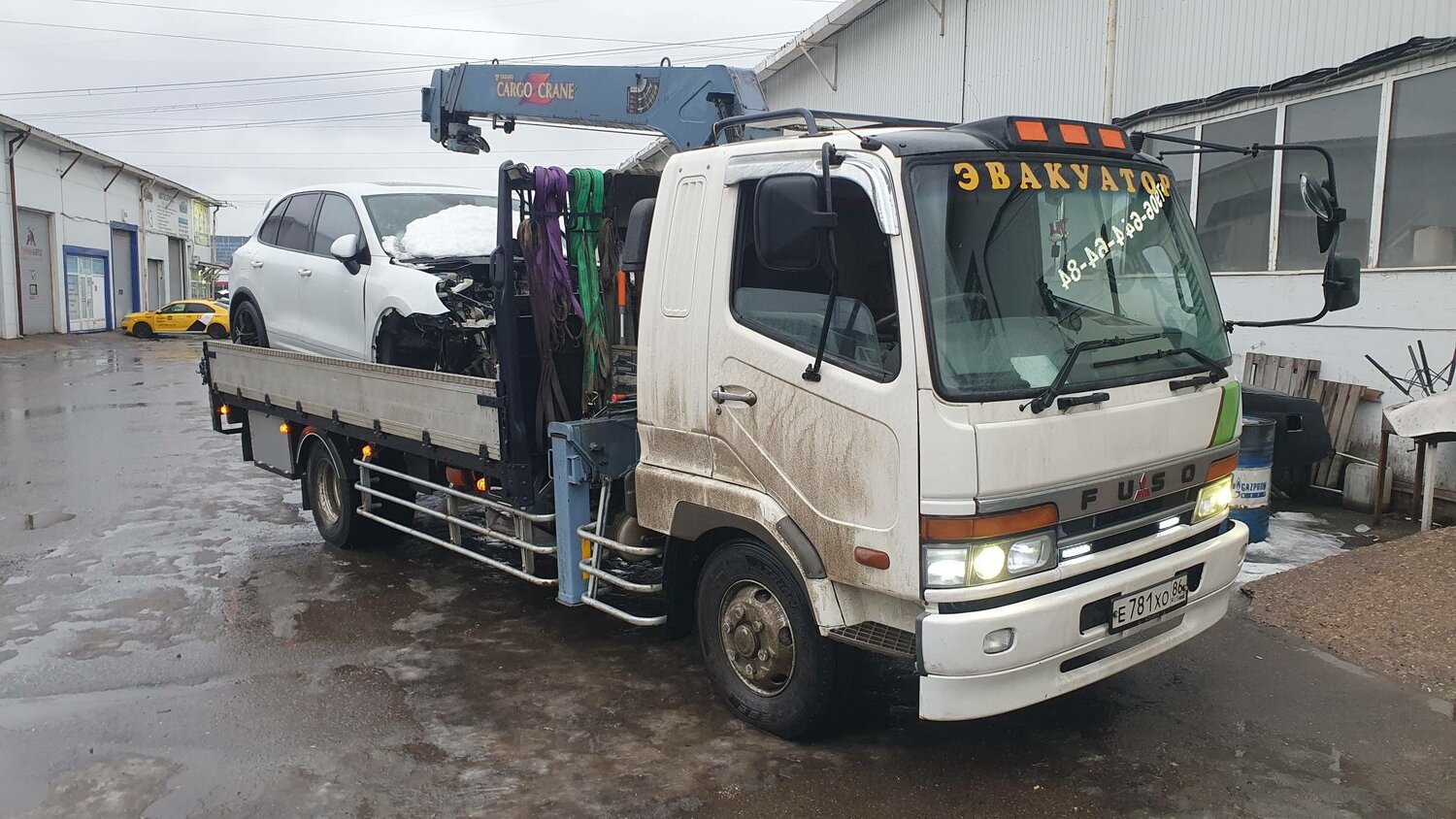 манипулятор хино, эвакуатор и манипулятор, грузовик с манипулятором, манипулятор 5 тонн, грузовик хино