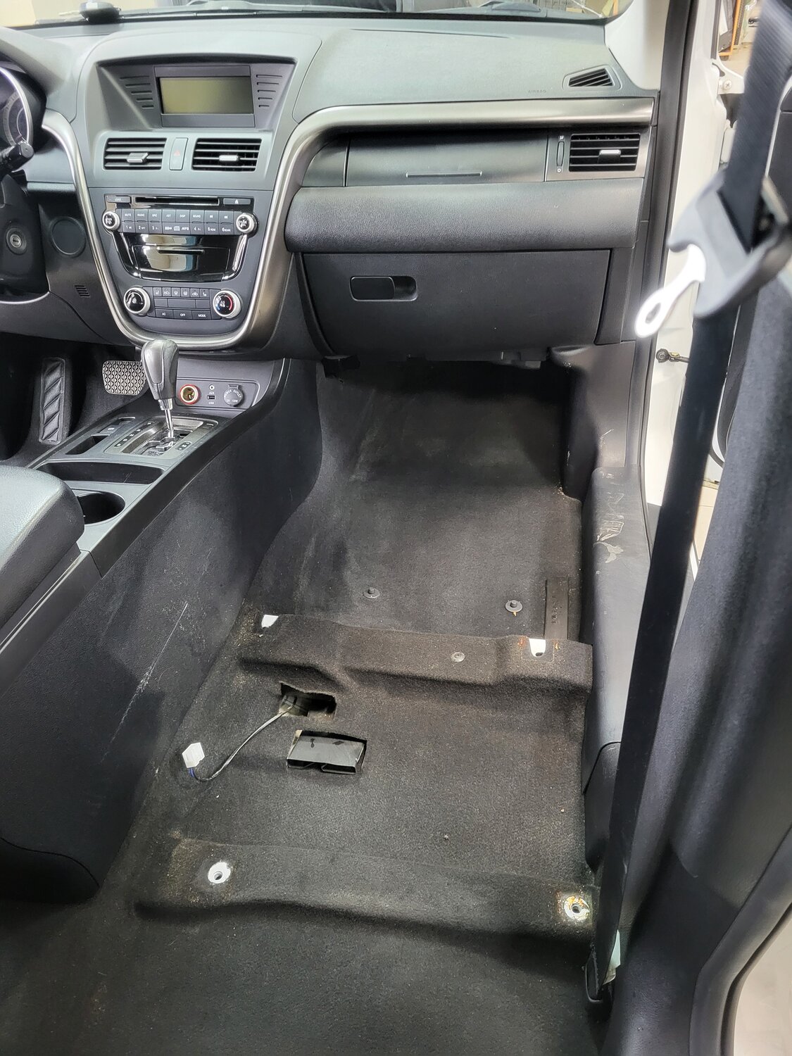 шумоизоляция geely emgrand ec7, honda cr-v 4 шумоизоляция, шумоизоляция geely atlas, химчистка салона автомобиля, химчистка автомобиля