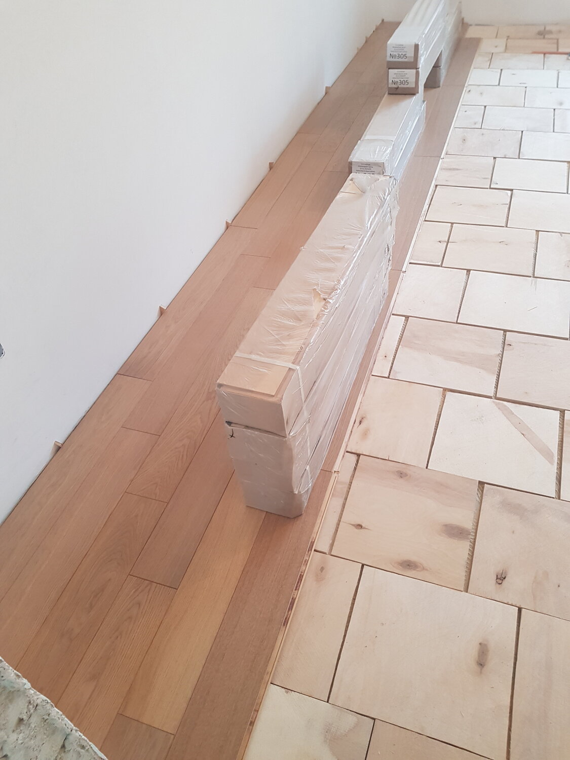 паркет укладка, палубная укладка паркета, укладка паркетной доски, стеновой паркет из липы, паркет