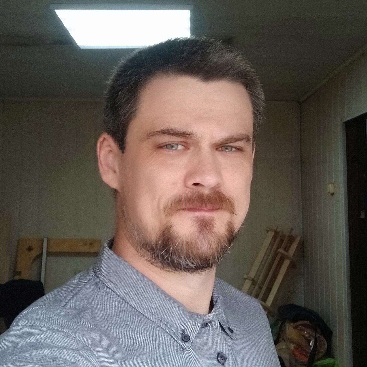 Дмитрий Д.