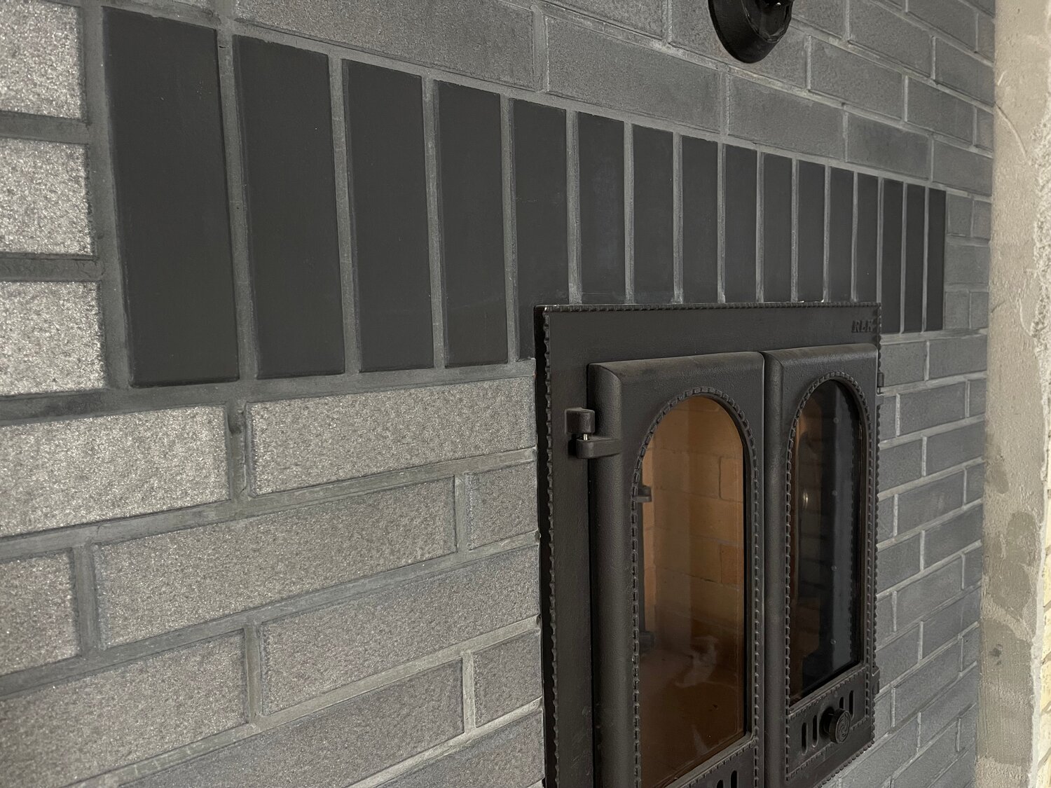 камины и печи, кирпичная печь, дверца для камина, топка печи, банная печь