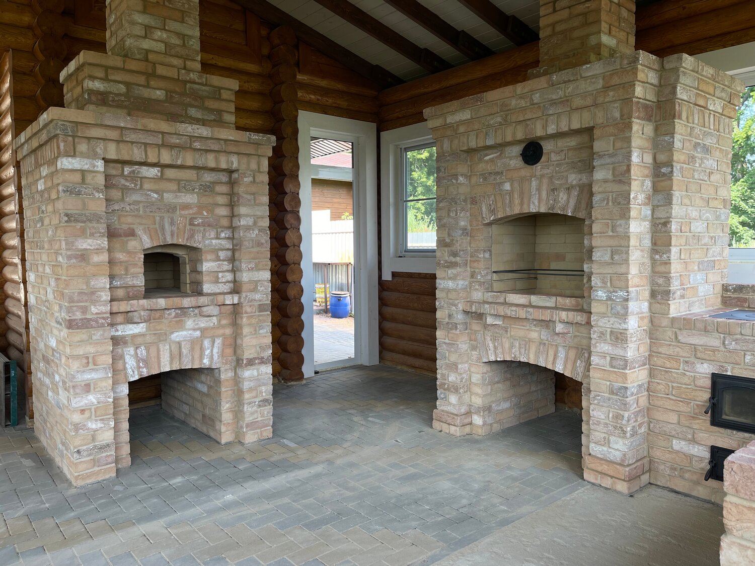 камин барбекю, барбекю комплекс из кирпича, барбекю комплекс, барбекю из кирпича, уличный камин барбекю