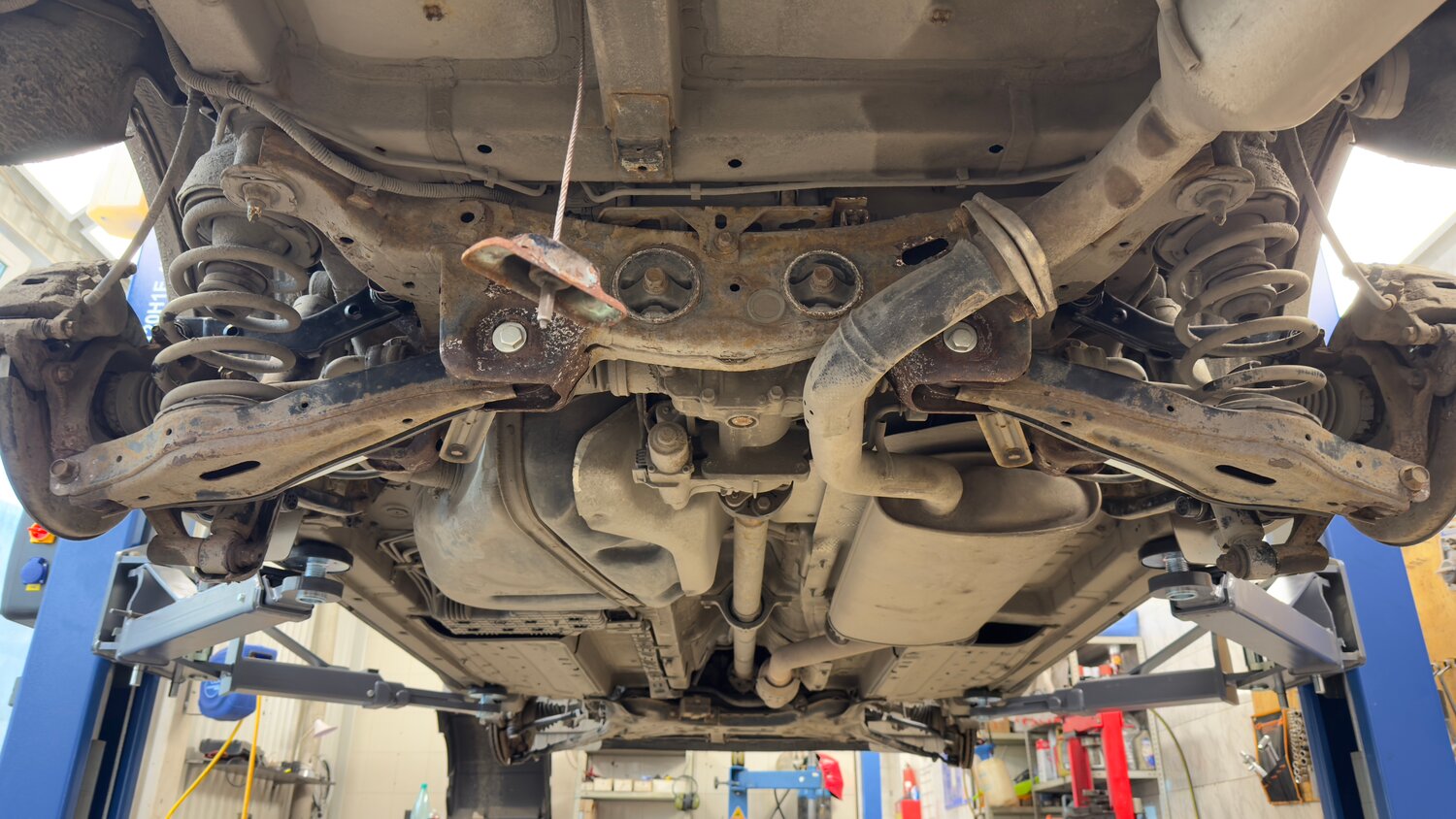 задняя подвеска ниссан х трейл т31, задняя подвеска тойота рав 4, задняя подвеска, задняя подвеска мазда сх 5, задняя подвеска субару форестер
