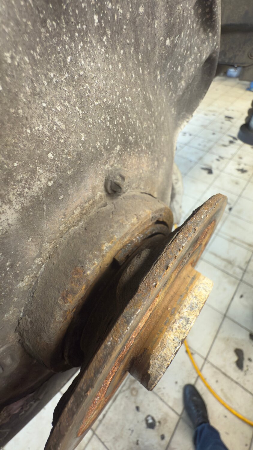 колодки ручника бмв е90, ступичный подшипник ауди а4 б8, ступичный подшипник ауди а6 с5, колодки ручника бмв х3 е83, замена ступичного подшипника