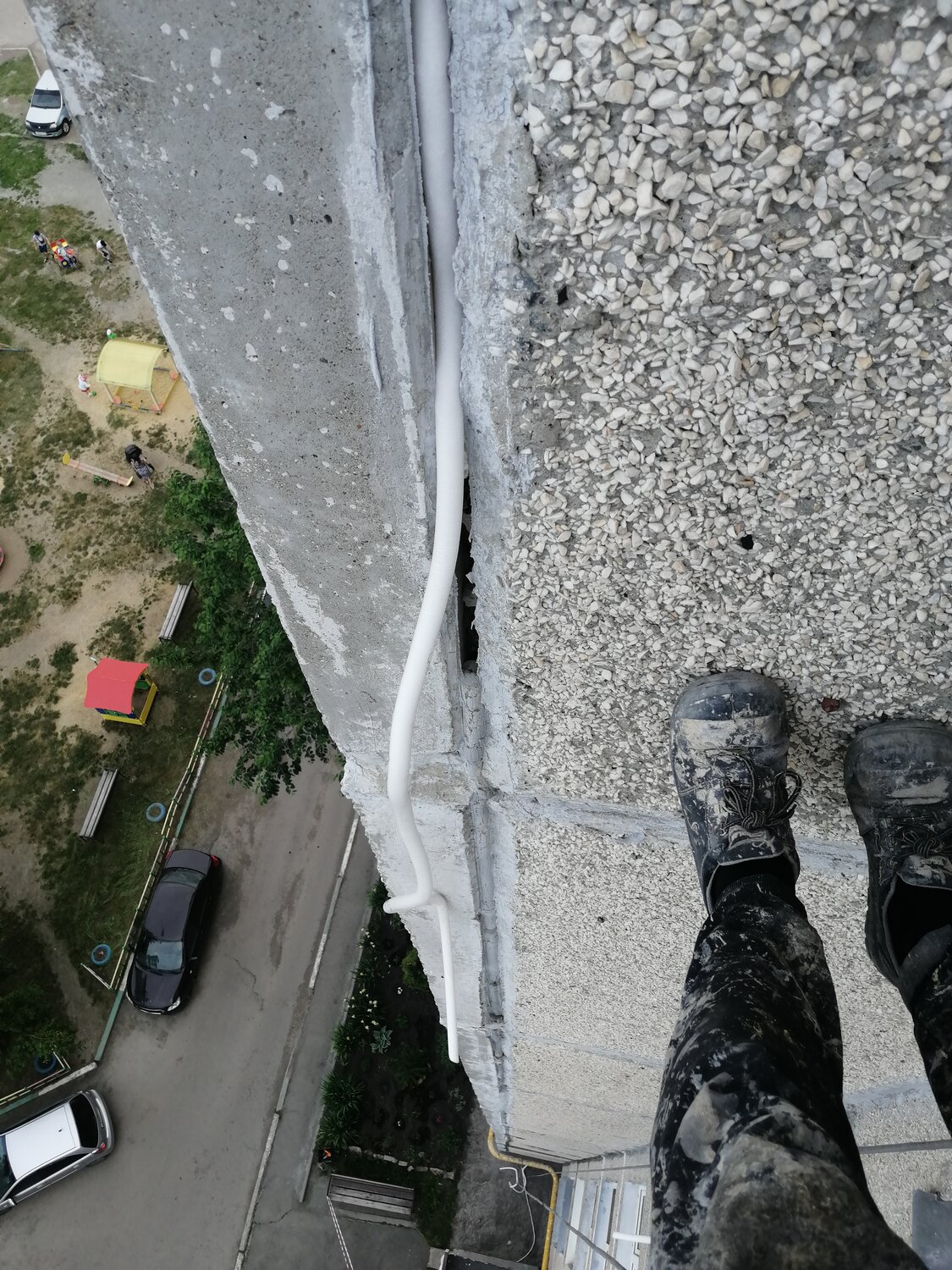 герметизация швов в панельном доме, герметизация межпанельных швов, межпанельные швы в панельном доме, теплоизоляция межпанельных швов, гидроизоляция балкона