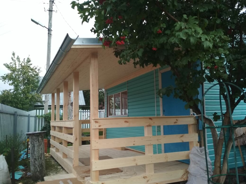 веранда к дачному дому, веранда обшитая вагонкой, веранда к даче, пристройка веранды к дачному дому, терраса веранда