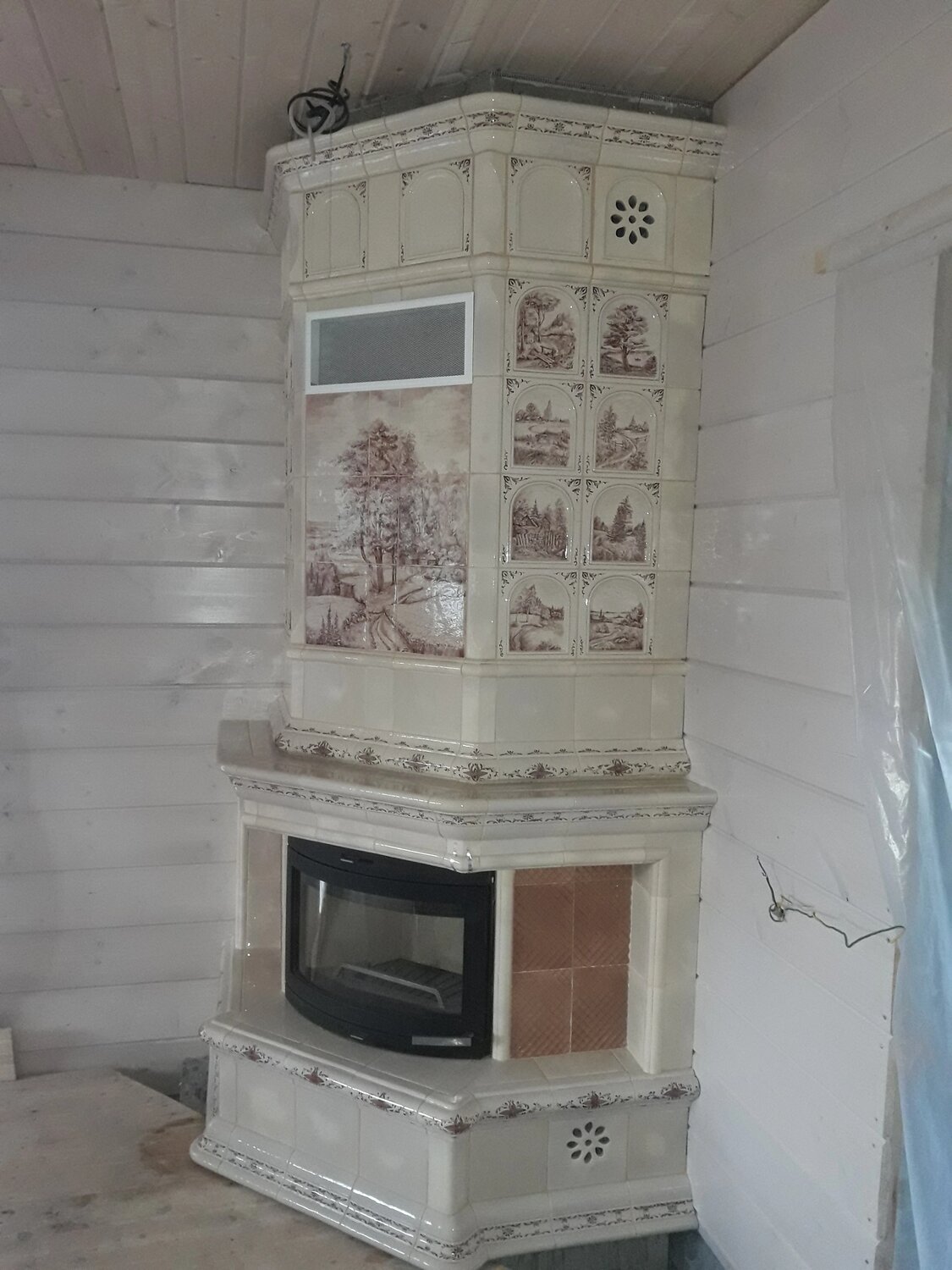 печь-камин софия изразцовая, камин керамика изразцы, изразцовые камины, изразцовые печи и камины, изразцовый камин кимрпечь прованс