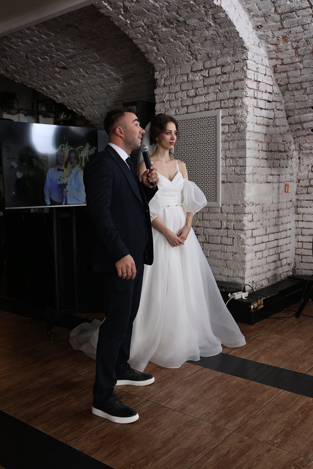 свадьба, свадебная фотосессия, фотосессия на свадьбу, свадебное платье длинное, белое свадебное платье