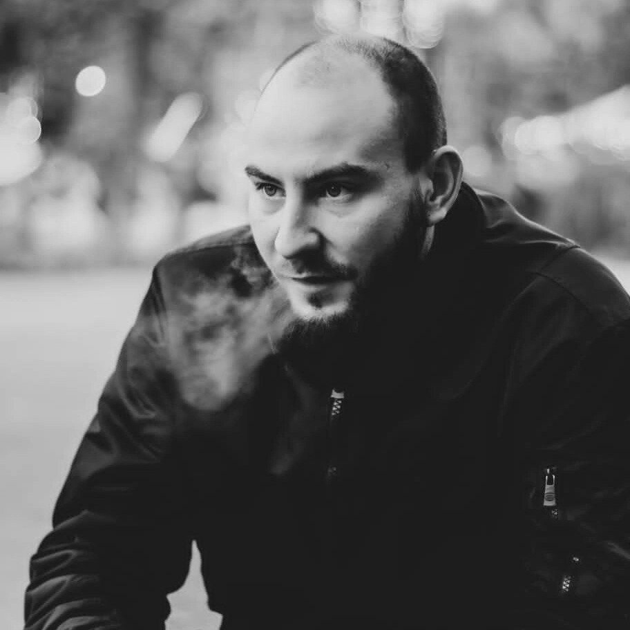 Артем Антонов
