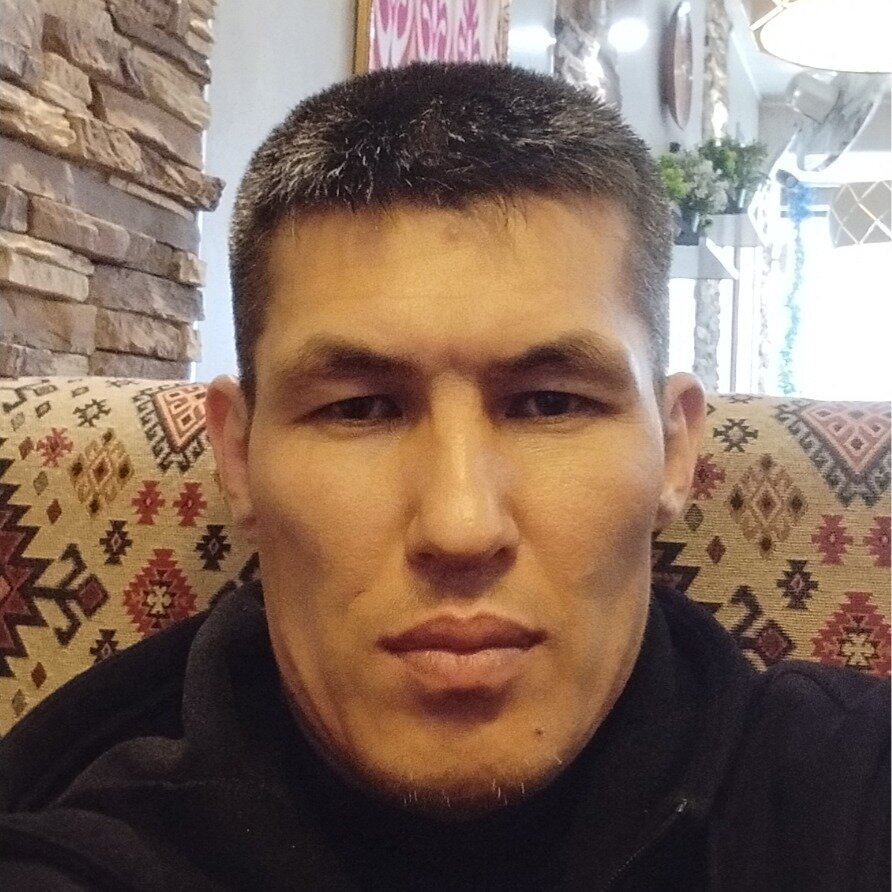 Тилек Султангазиев