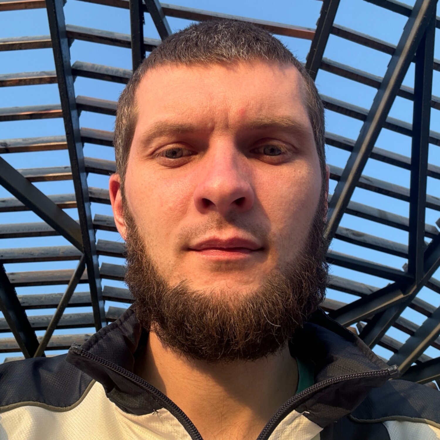 Антон Иванов