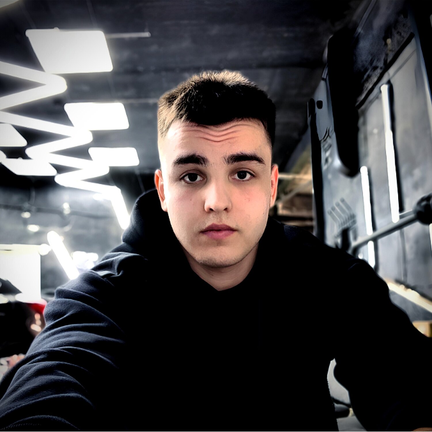 Дмитрий Х.