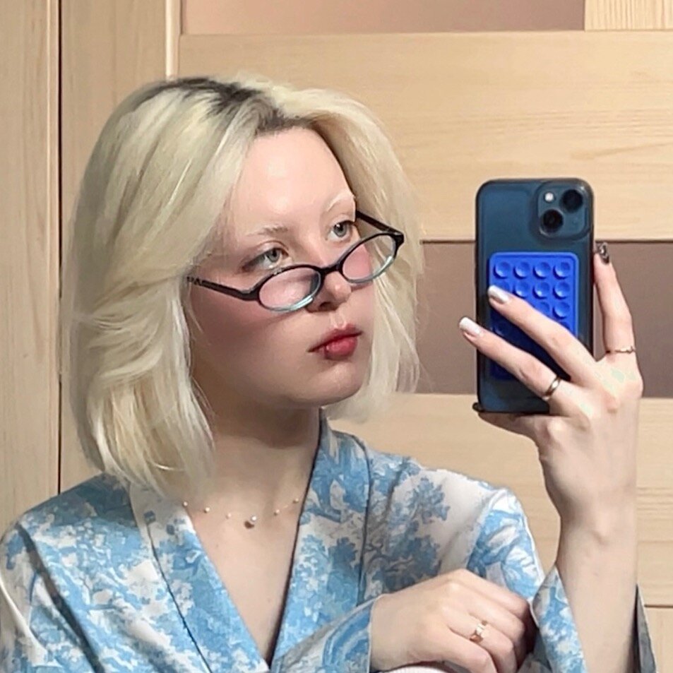 Анна Устинова