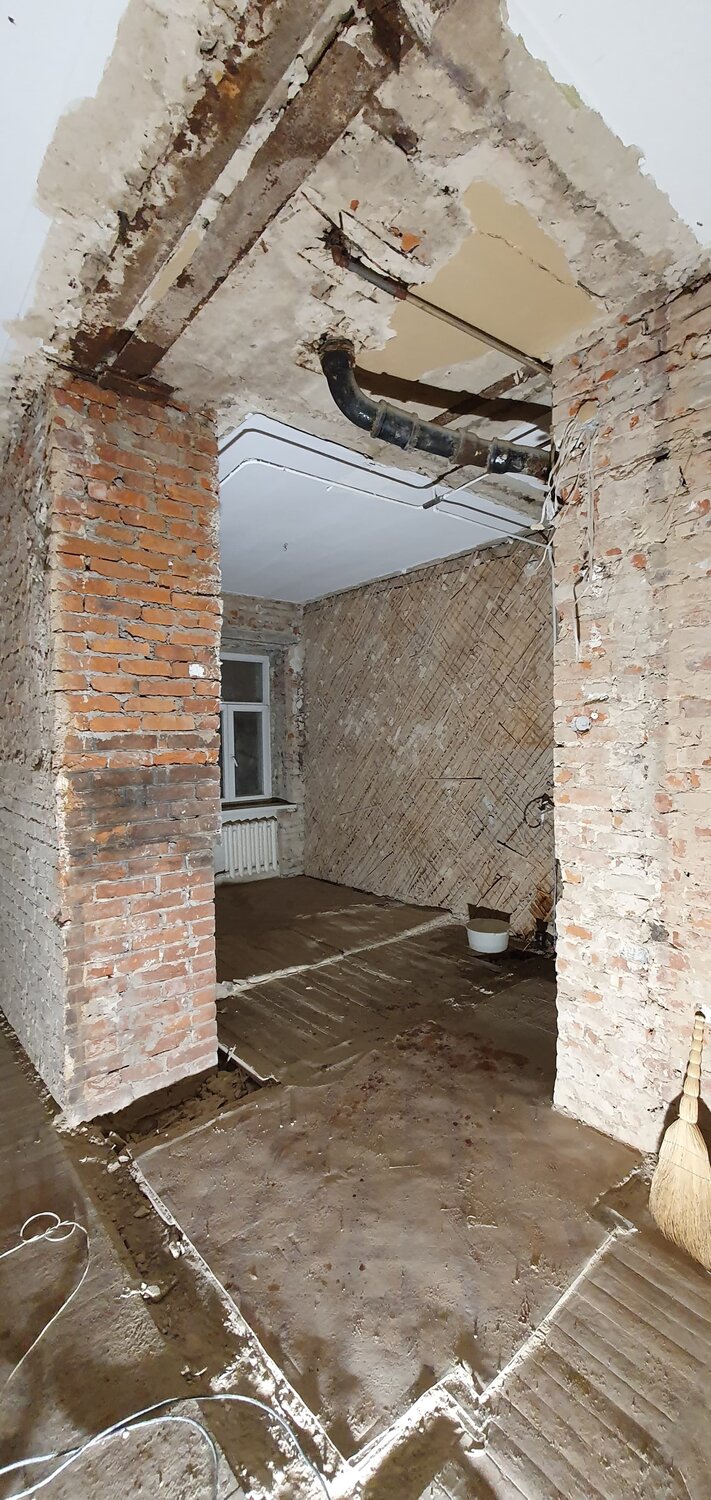 деревянные перекрытия в сталинке, деревянные перекрытия в сталинских домах, деревянные перекрытия в многоквартирном доме, интерьер, перекрытия в сталинках