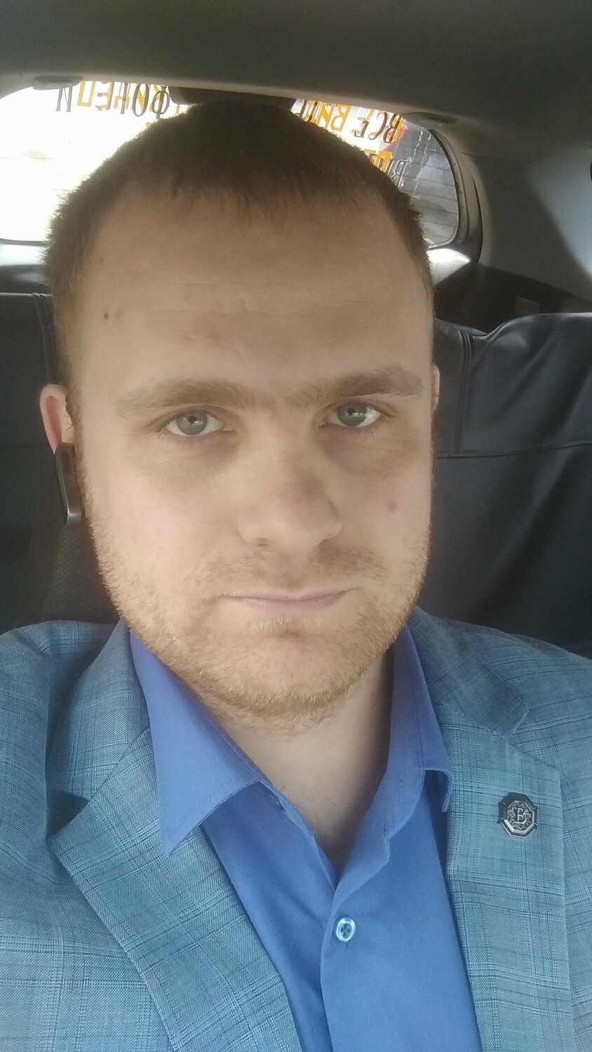 Дмитрий У.