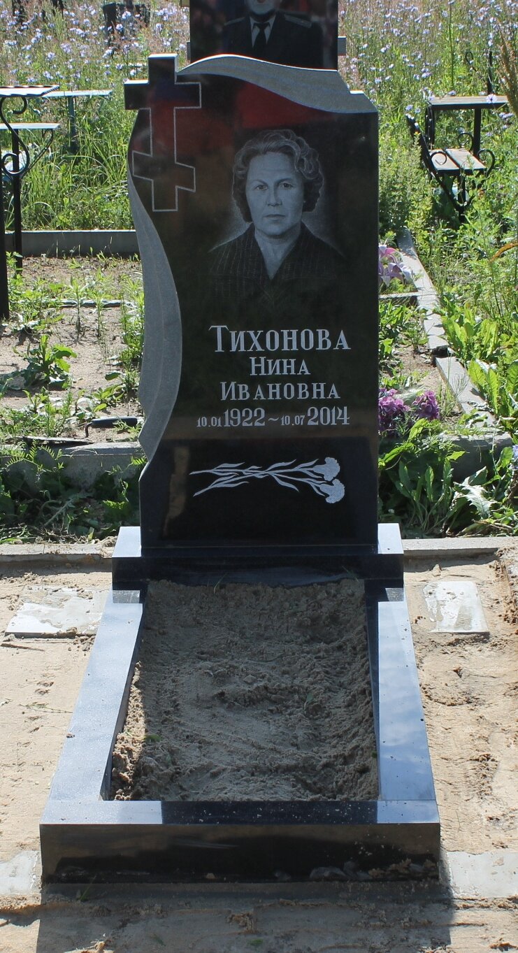 каменный двор екатеринбург памятники на могилу, памятник для женщины на могилу, памятники на могилу во владимире, памятники на могилу в ростове, гранитные памятники на кладбище