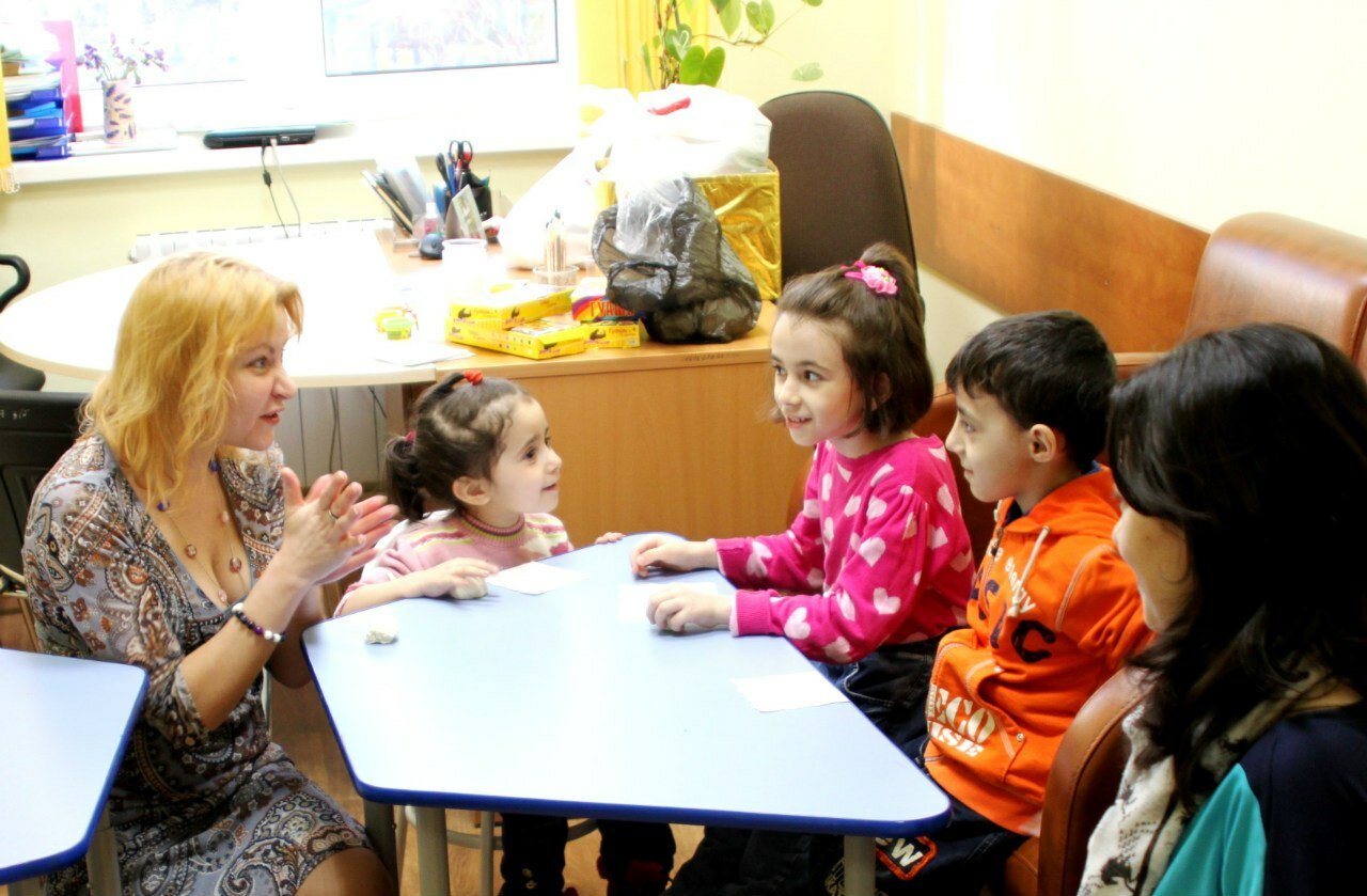 детский сад, занятия в садике, детский центр, дошкольники, занятие с родителями