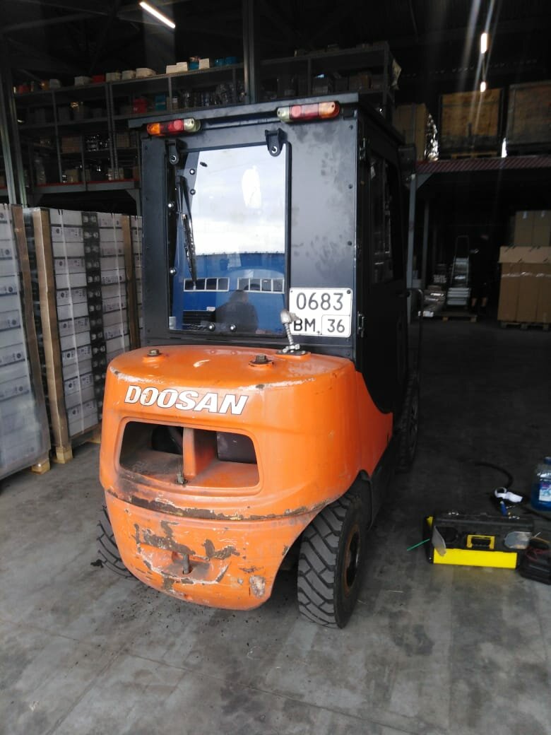 автопогрузчик doosan d35, doosan, вилочный погрузчик doosan d50sc-5, погрузчик вилочный doosan g15s-5, doosan погрузчик вилочный 5 тонн