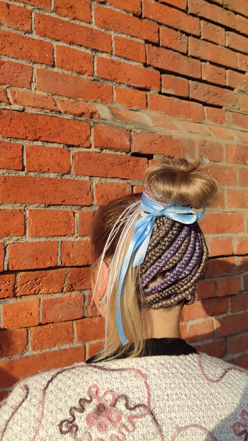 афрозатылок, афрозатылок д.е, разные прически с афрозатылком, афрозатылок на длинные волосы, афрозатылок для блондинок