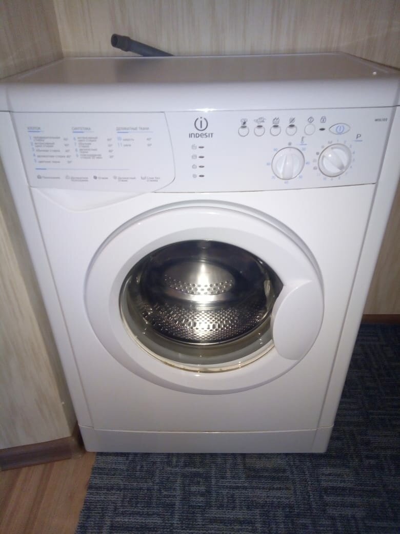 indesit, стиральная машина indesit 5105, indesit wsl105, бытовая техника, стиральная машина indesit 5 кг