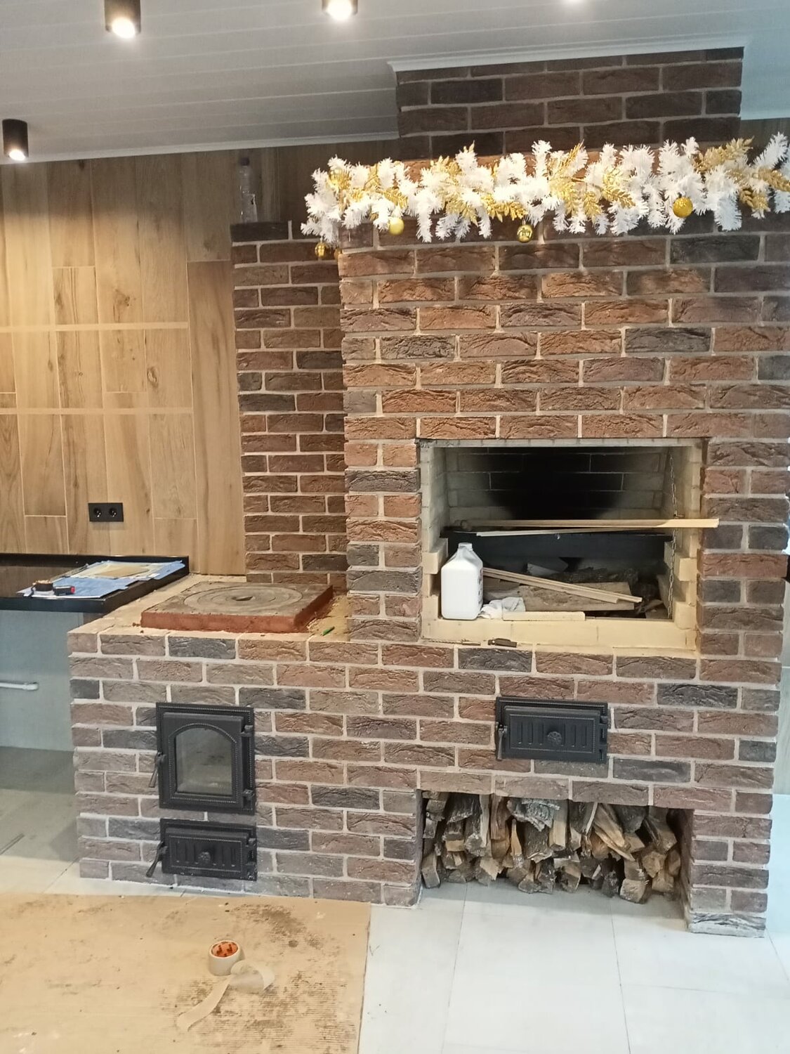 барбекю комплекс из кирпича донские зори, камин из царского кирпича, облицовка барбекю, камин кирпич, камин кирпичный перпендикулярно