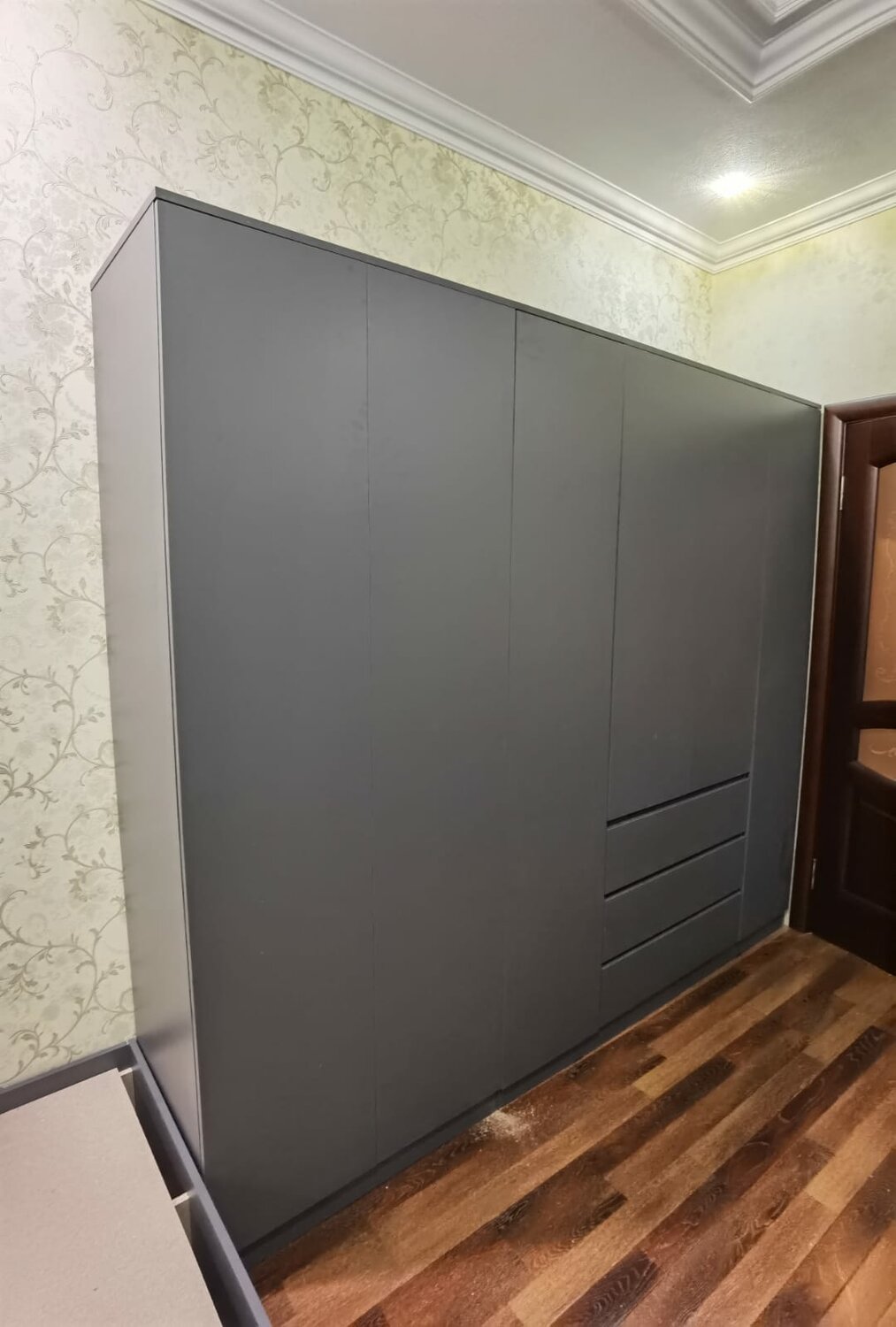 шкаф, шкаф серый, шкаф бу, шкаф графит, шкаф мори 1600 графит