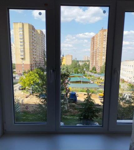 окно, окна rehau, окно квартиры, вид из окна химки, окна пластиковые