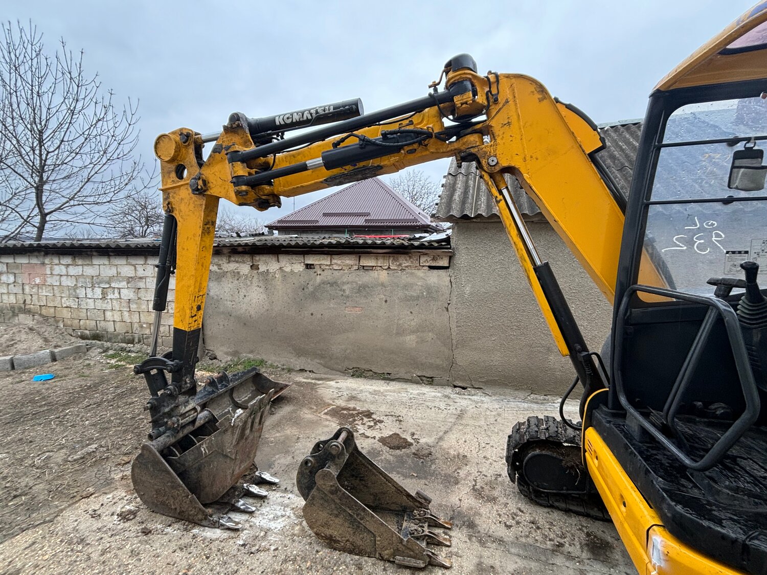 мини экскаватор jcb, услуги мини экскаватора, экскаватор jcb, мини-экскаватор jcb 8025 zts, мини экскаватор