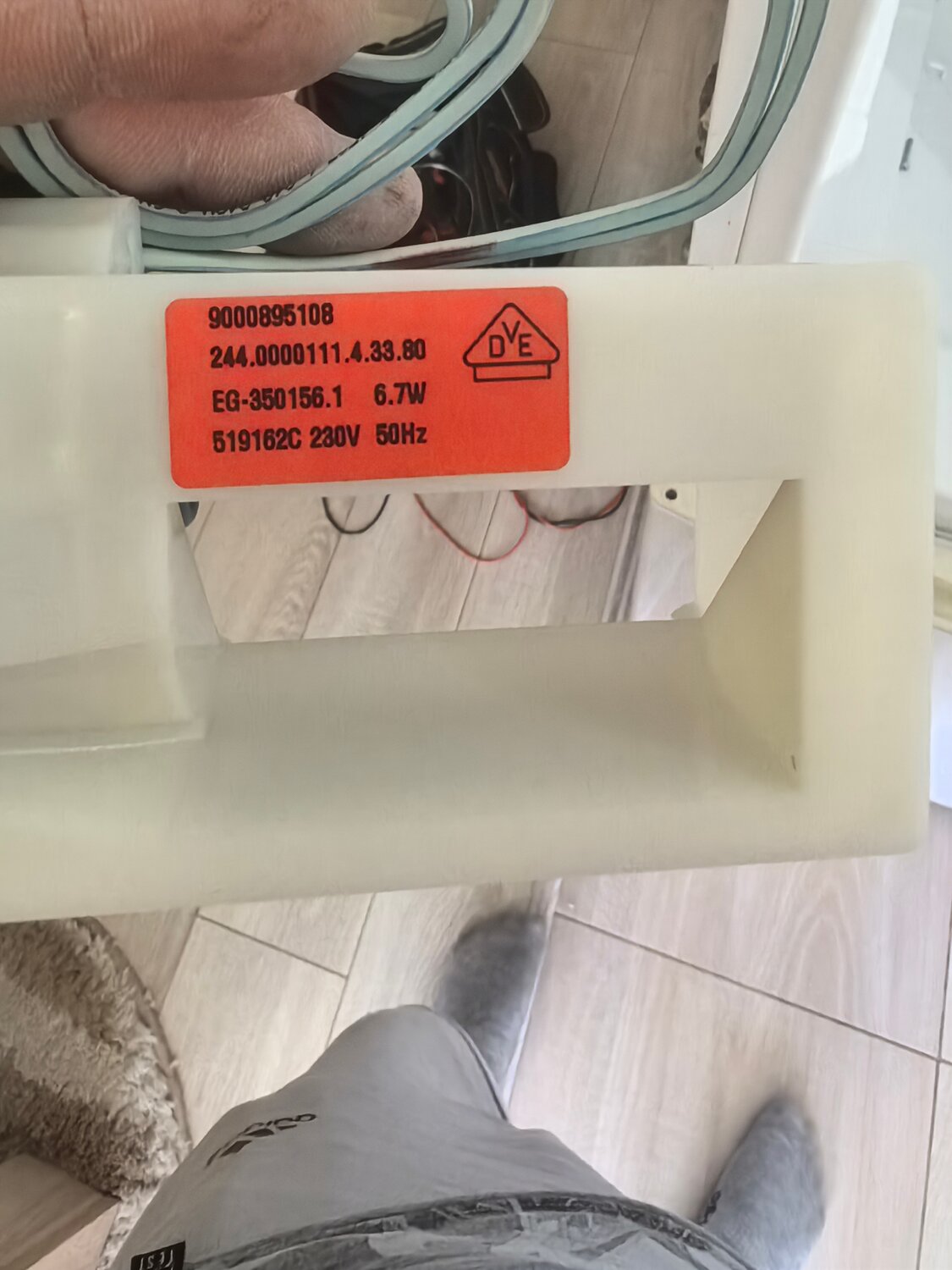 воздушная заслонка холодильника bosch eg-350077.5 6.1w 230v 50hz, воздушная заслонка для холодильника, воздушная заслонка холодильника bosch 655081, воздушная заслонка холодильника бош, заслонка для холодильника