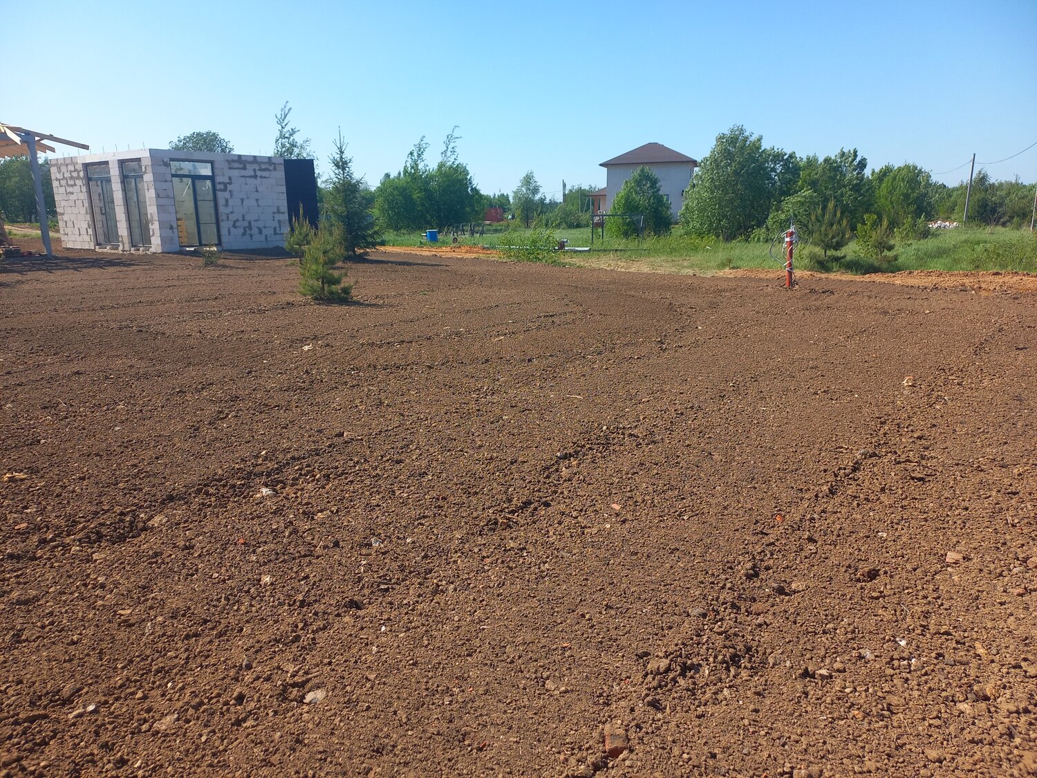 выравнивание участка, выравнивание участка под газон, грунт для отсыпки участка, земельного участка, выравнивание участка трактором