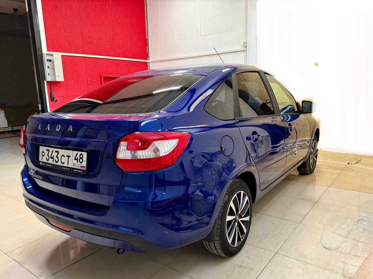 лада гранта лифтбек синяя 2022, lada ваз granta, синяя лада гранта, лифтбек лада гранта, ВАЗ (Lada) Granta