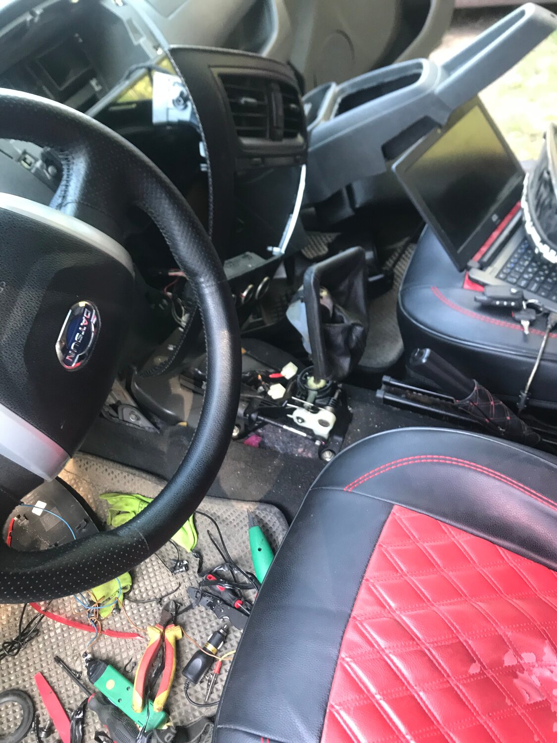 установка сигнализации с автозапуском, установка сигнализации, сигнализации с автозапуском, блок сигнализации старлайн а93 гранта, авто