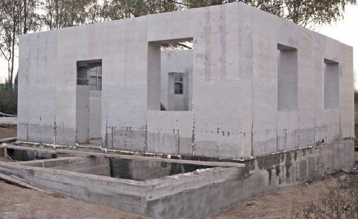 монолитные стены для частного дома из пенобетона, дом из железобетонных панелей, монолитный дом из полистиролбетона, дом из жб панелей, дом из бетонных плит