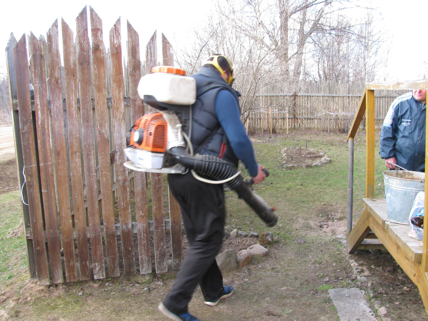 техника, мотобур, на даче, дезинсекция, сельская