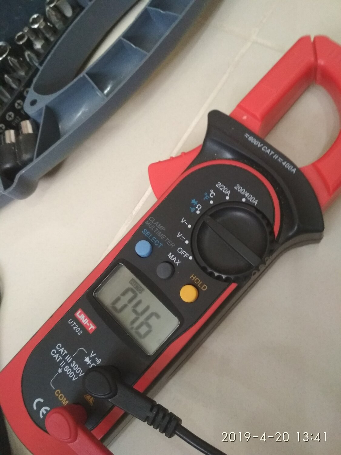 клещи токовые мод. uni-t ut202, rexant, прибор цифровой (токовые клещи) dt 266, токоизмерительные клещи uni-t ut216с, токоизмерительные клещи, токовые клещи uni-t ut202