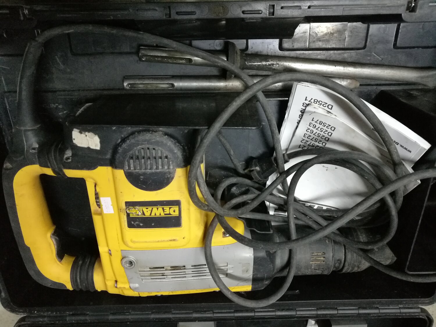 перфоратор dewalt d25601k, перфоратор dewalt 25103, перфоратор деволт d25144k, отбойный молоток dewalt d 25899 к, перфоратор девалт d25602k